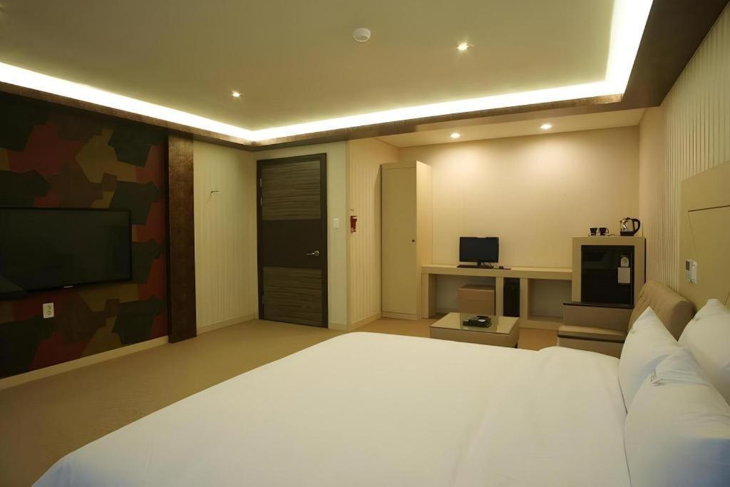 Hotel W Shinjeju Buitenkant foto